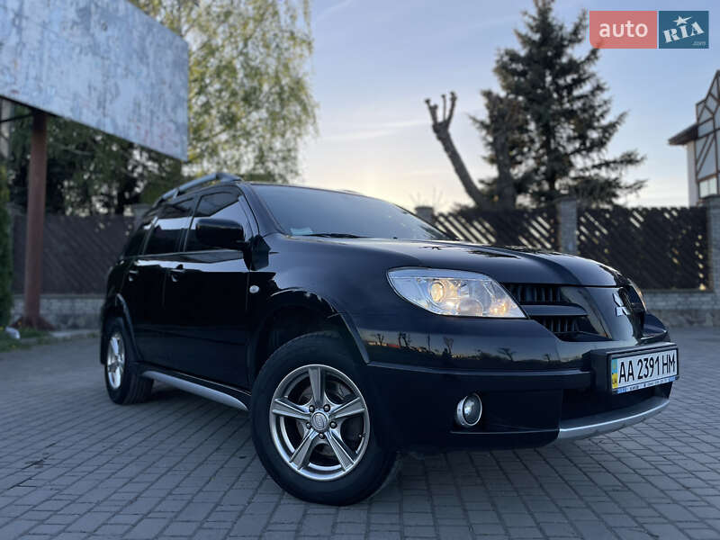 Позашляховик / Кросовер Mitsubishi Outlander 2008 в 