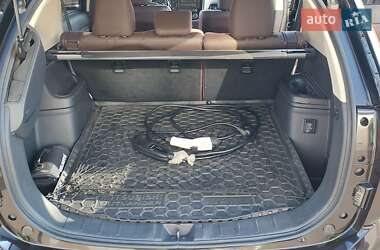 Внедорожник / Кроссовер Mitsubishi Outlander 2017 в 