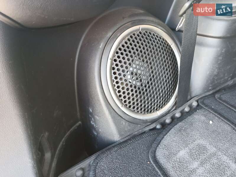 Позашляховик / Кросовер Mitsubishi Outlander 2014 в Києві фото 14 Позашляховик / Кросовер Mitsubishi Outlander 2014 в Києві