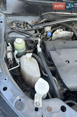 Внедорожник / Кроссовер Mitsubishi Outlander 2008 в 