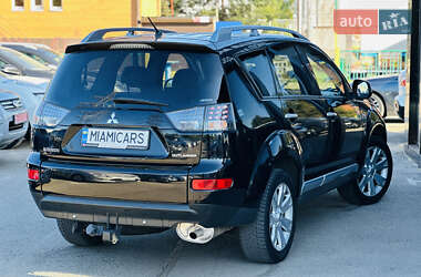 Внедорожник / Кроссовер Mitsubishi Outlander 2007 в 