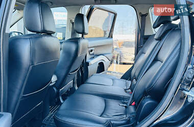 Внедорожник / Кроссовер Mitsubishi Outlander 2007 в 