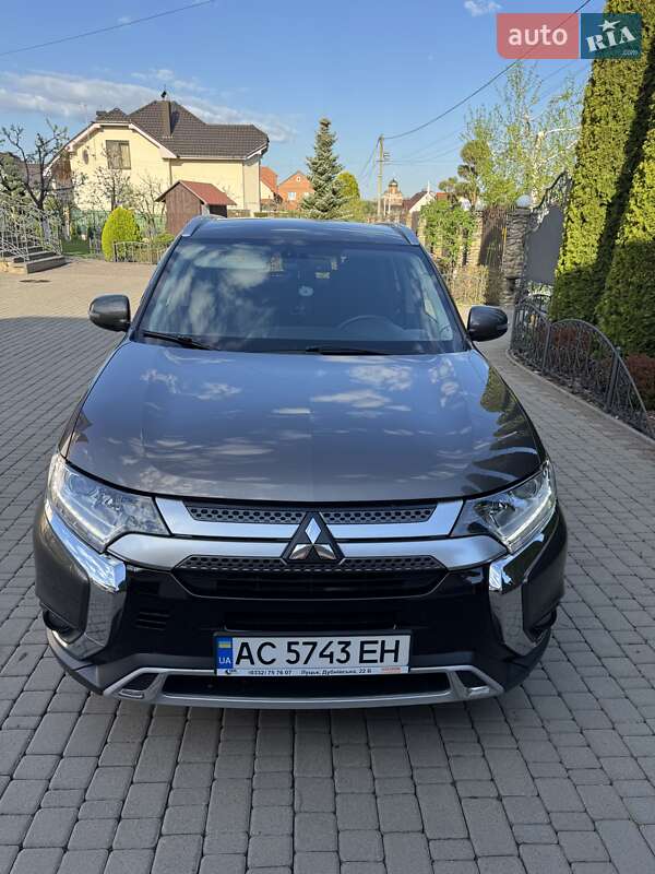 Mitsubishi Outlander 2019