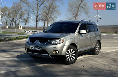 Внедорожник / Кроссовер Mitsubishi Outlander 2008 в Ромнах