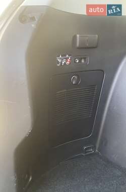 Позашляховик / Кросовер Mitsubishi Outlander 2010 в 