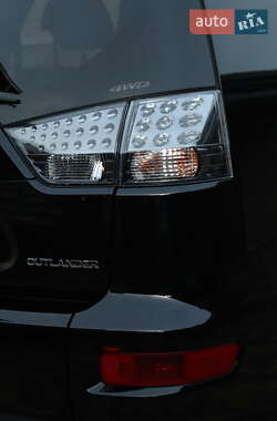 Позашляховик / Кросовер Mitsubishi Outlander 2010 в 