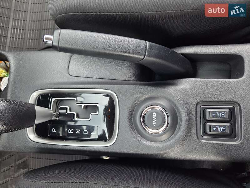 Внедорожник / Кроссовер Mitsubishi Outlander 2013 в Киеве