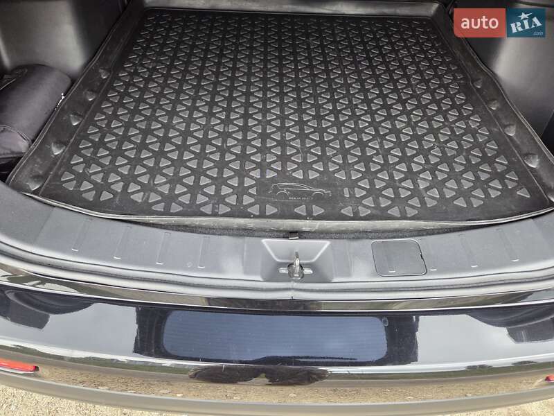 Внедорожник / Кроссовер Mitsubishi Outlander 2013 в Киеве