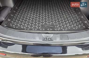 Внедорожник / Кроссовер Mitsubishi Outlander 2013 в 