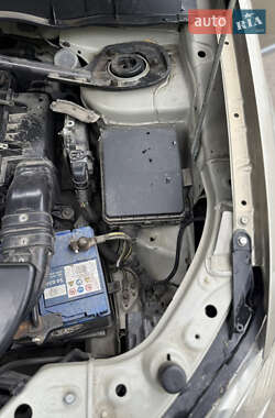 Внедорожник / Кроссовер Mitsubishi Outlander 2008 в 