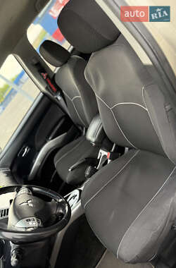 Внедорожник / Кроссовер Mitsubishi Outlander 2008 в 