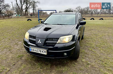 Позашляховик / Кросовер Mitsubishi Outlander 2005 в Світловодську