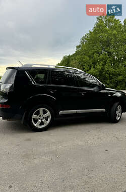Позашляховик / Кросовер Mitsubishi Outlander 2007 в 