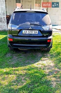 Внедорожник / Кроссовер Mitsubishi Outlander 2007 в 