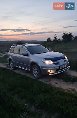 Внедорожник / Кроссовер Mitsubishi Outlander 2008 в 