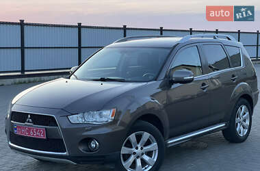 Внедорожник / Кроссовер Mitsubishi Outlander 2010 в Луцке