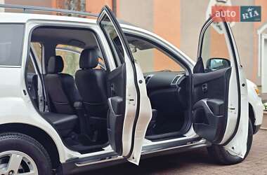 Внедорожник / Кроссовер Mitsubishi Outlander 2011 в 