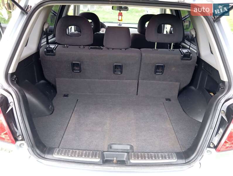 Внедорожник / Кроссовер Mitsubishi Outlander 2005 в Черновцах фото 2 Внедорожник / Кроссовер Mitsubishi Outlander 2005 в Черновцах