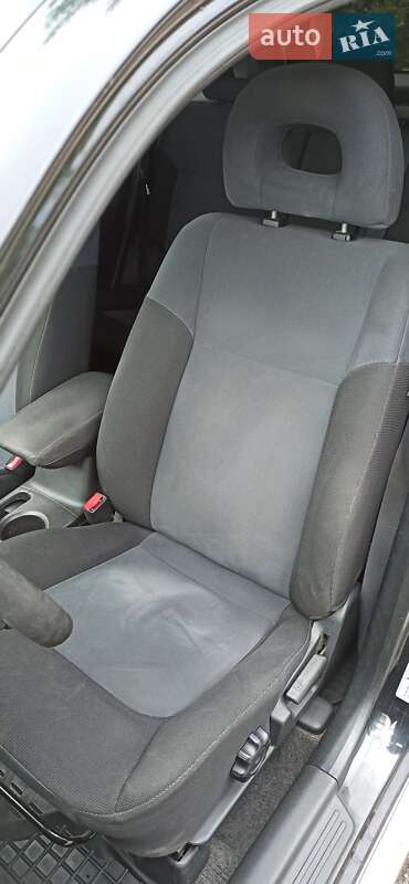 Позашляховик / Кросовер Mitsubishi Outlander 2008 в Києві