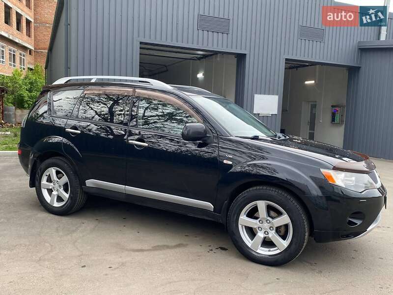 Внедорожник / Кроссовер Mitsubishi Outlander 2007 в Полтаве