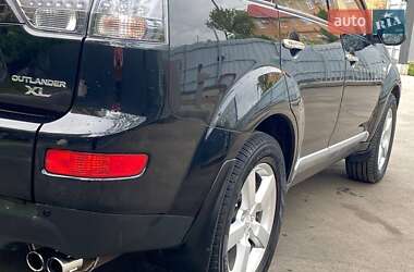 Позашляховик / Кросовер Mitsubishi Outlander 2007 в 