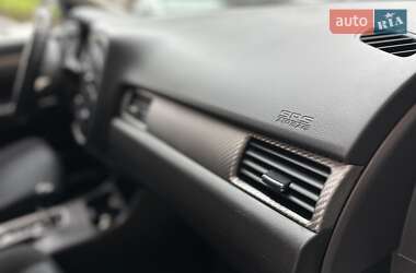 Внедорожник / Кроссовер Mitsubishi Outlander 2013 в 