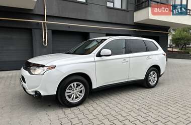 Внедорожник / Кроссовер Mitsubishi Outlander 2013 в Тернополе