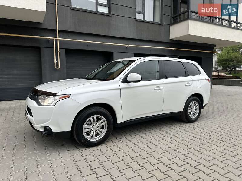 Mitsubishi Outlander 2013