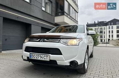 Внедорожник / Кроссовер Mitsubishi Outlander 2013 в Тернополе