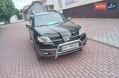 Внедорожник / Кроссовер Mitsubishi Outlander 2006 в Новоукраинке