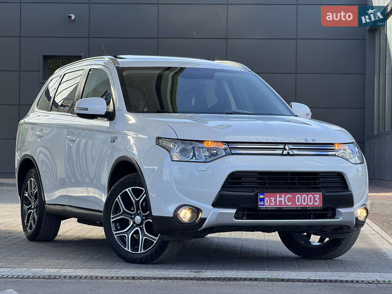 Mitsubishi Outlander 2015