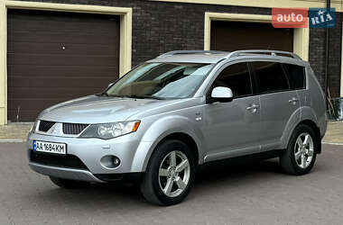 Позашляховик / Кросовер Mitsubishi Outlander 2007 в 