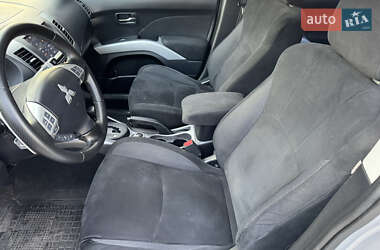 Позашляховик / Кросовер Mitsubishi Outlander 2007 в 