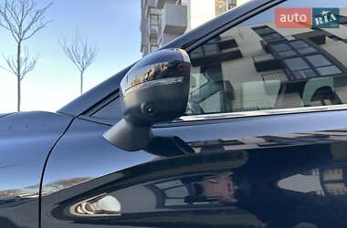 Внедорожник / Кроссовер Mitsubishi Outlander 2022 в 
