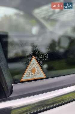 Позашляховик / Кросовер Mitsubishi Outlander 2014 в 