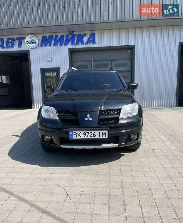 Mitsubishi Outlander 2008