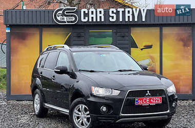 Внедорожник / Кроссовер Mitsubishi Outlander 2010 в 