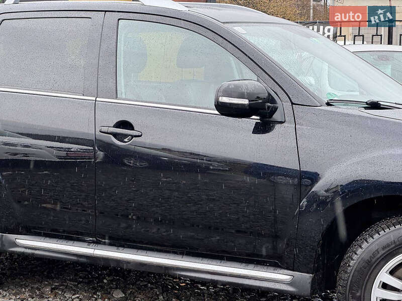 Позашляховик / Кросовер Mitsubishi Outlander 2010 в Стрию