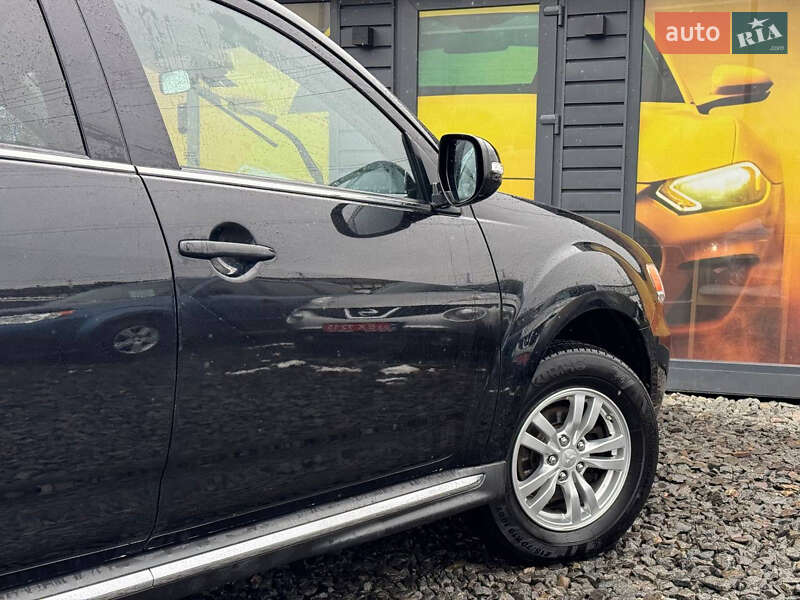 Позашляховик / Кросовер Mitsubishi Outlander 2010 в Стрию