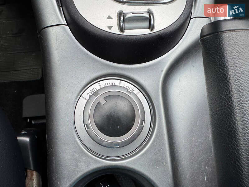 Позашляховик / Кросовер Mitsubishi Outlander 2010 в Стрию