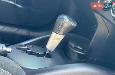 Внедорожник / Кроссовер Mitsubishi Outlander 2011 в 