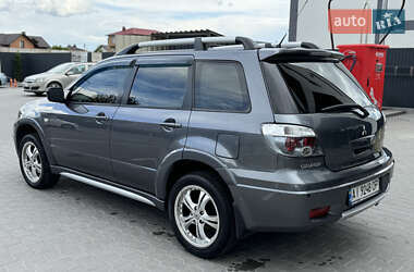 Внедорожник / Кроссовер Mitsubishi Outlander 2008 в 