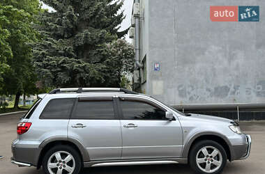 Позашляховик / Кросовер Mitsubishi Outlander 2006 в 