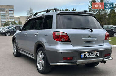 Позашляховик / Кросовер Mitsubishi Outlander 2006 в 