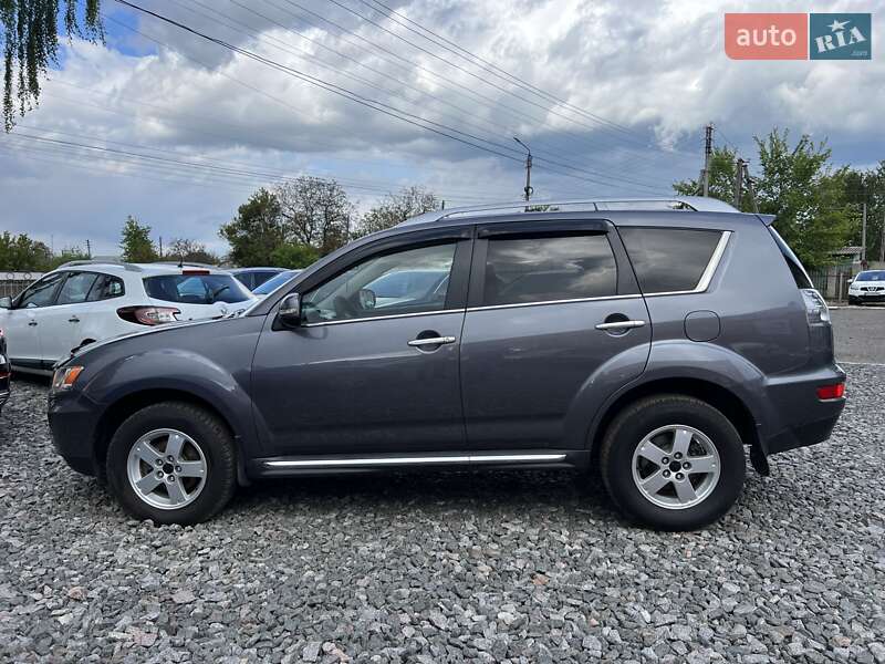 Внедорожник / Кроссовер Mitsubishi Outlander 2009 в Смеле