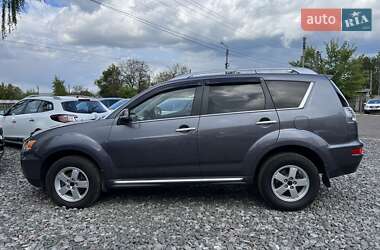 Внедорожник / Кроссовер Mitsubishi Outlander 2009 в 
