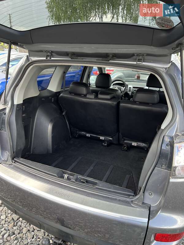 Внедорожник / Кроссовер Mitsubishi Outlander 2009 в Смеле