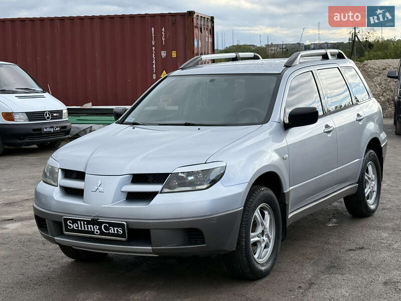 Позашляховик / Кросовер Mitsubishi Outlander 2003 в Рівному