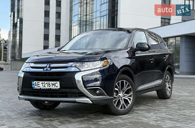 Внедорожник / Кроссовер Mitsubishi Outlander 2018 в Днепре