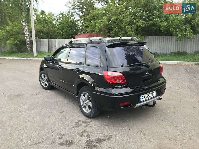 Позашляховик / Кросовер Mitsubishi Outlander 2005 в Первомайську